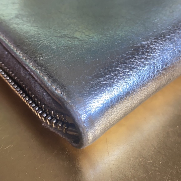 YSL gold Belle du Jour zip around leather wallet - Picture 6 of 16